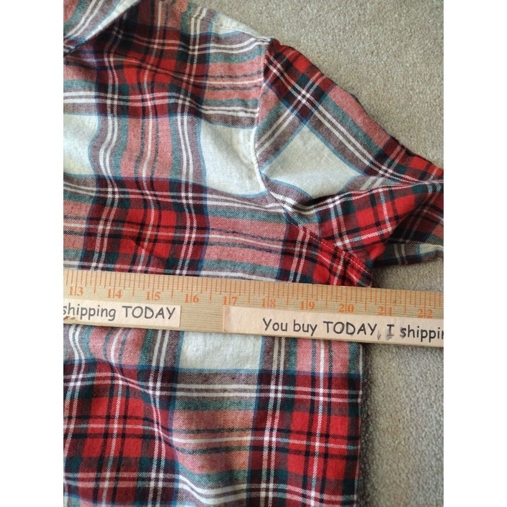 Old Navy The Classic Shirt Woman's L Red Plaid Button Up Western Autumn‎ Rodeo - Picture 4 of 7